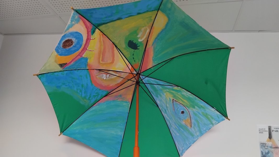 Vernissage des parapluies d'art à Jos Jullien